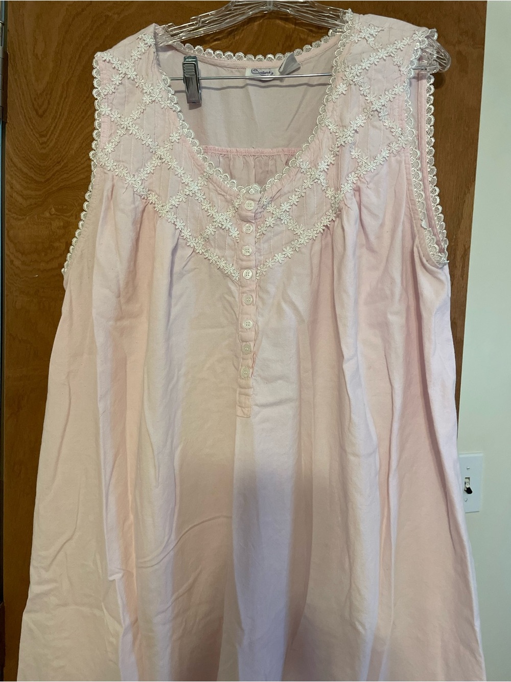Dreams & Co Cottage vibes beautiful pink night gown 3x